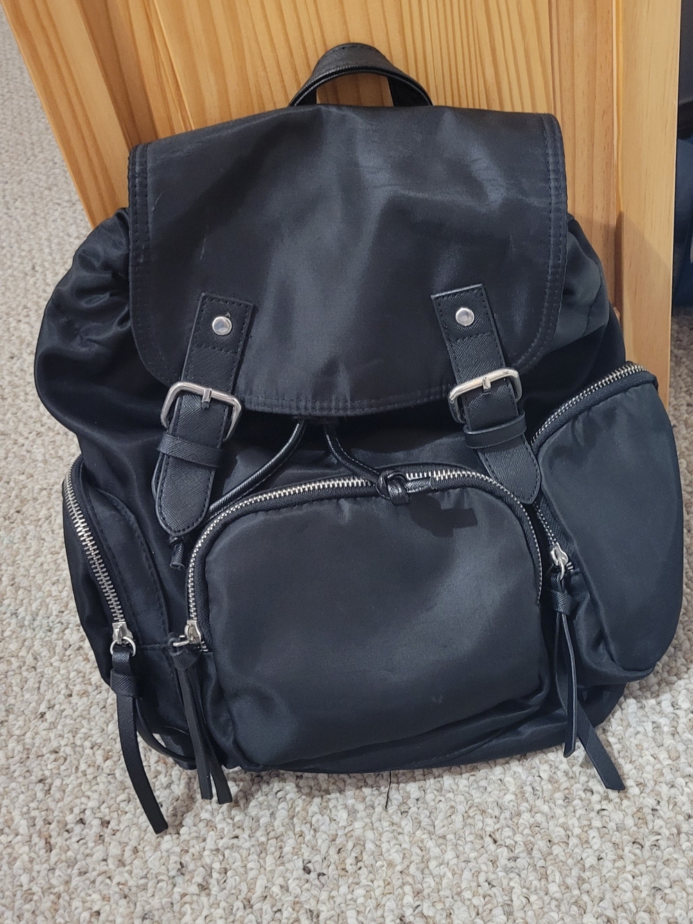 Black Nylon Casual Backpack - Classic Everyday Carry - Picture 4 of 6